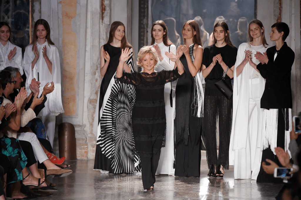 Moda italiana in crisi: tra ristrutturazioni, licenziamenti e un settore che cambia pelle